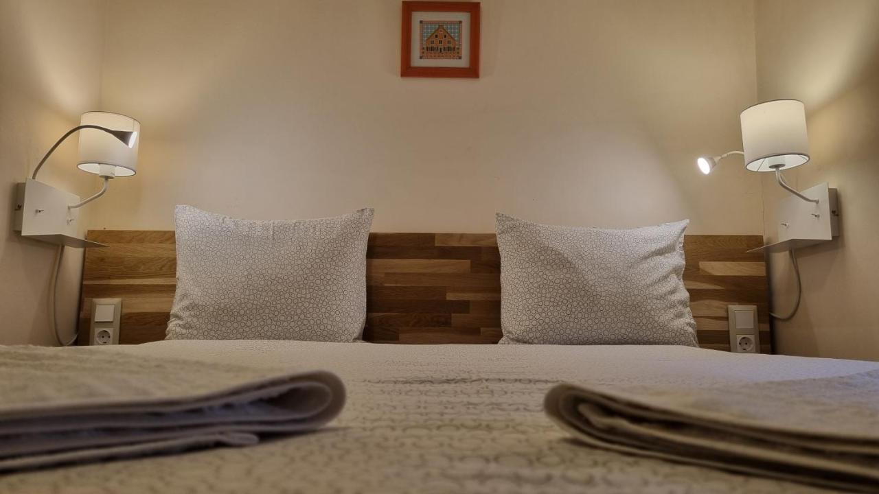 Margarida Guest House - Rooms Almada Dış mekan fotoğraf